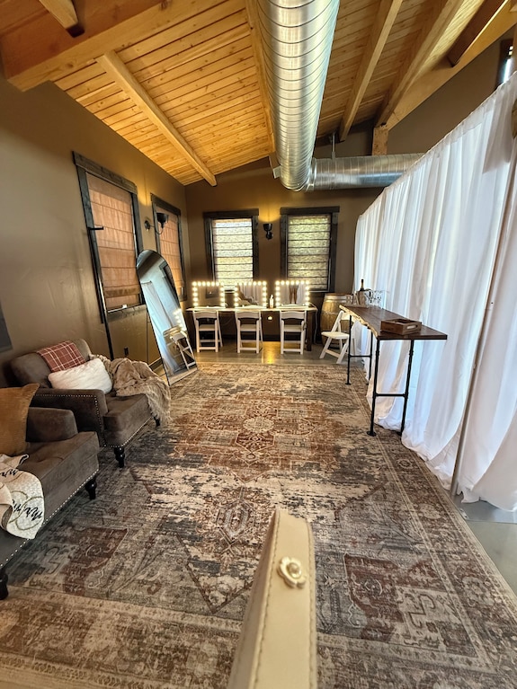 Delightful 6-bedroom Lodge In Monroe Perfect For Group Getaways - Monroe, WA