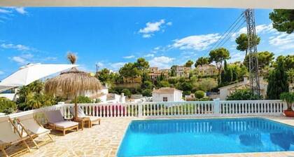 Villa with private pool and sea views in La Fustera