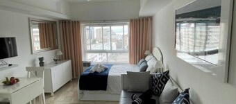 Charming Studio Apartment With Pool Access in Central Gibraltar