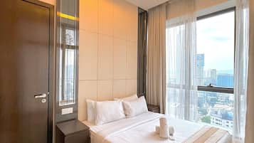 Deluxe Apartment, City View | Desk, iron/ironing board, free WiFi, bed sheets