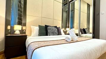 Superior Apartment | Iron/ironing board, free WiFi