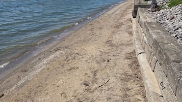 In Strandnähe, Liegestühle