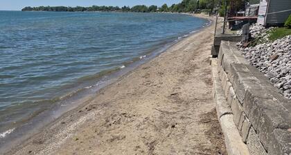 cottage in Selkirk on lake Erie