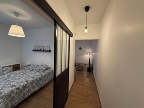 WiFi, bed sheets - Vrbo Property (Metz)