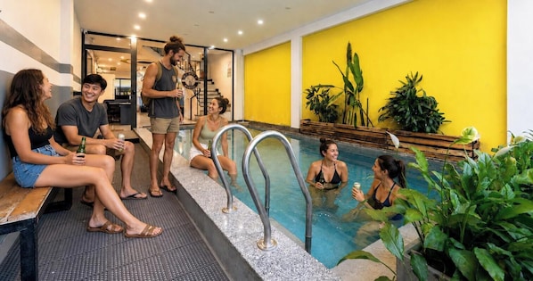 Indoor pool - Two Horses Hostel (Hoi An)
