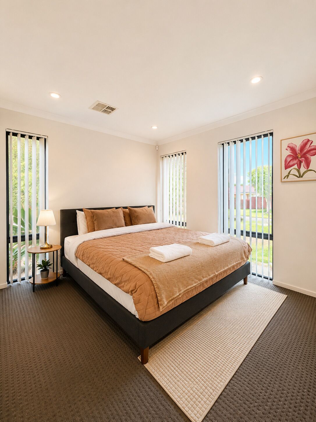 3 bedrooms, iron/ironing board, WiFi, bed sheets
