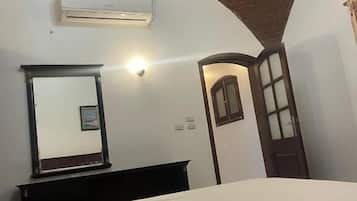 Free WiFi, wheelchair access