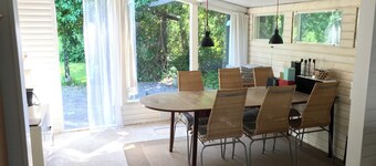 Charming 2-bedroom cottage in Kulhuse, with a wonderful garden, close the beach