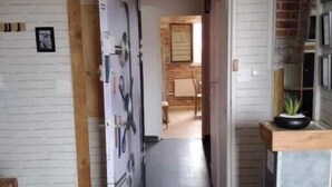 Interior - Charming T3 of 57m2 with balcony 1st floor of house in secure residence (La Valette-du-Var)