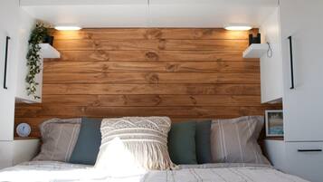 1 chambre, bureau, Wi-Fi gratuit, draps fournis