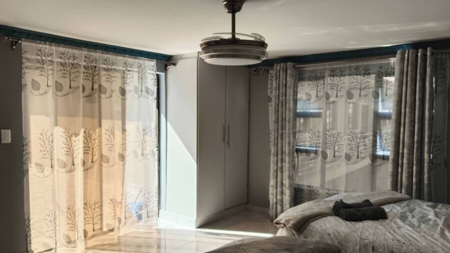 Crompton Studio Apartment 786