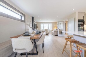 Dining - Spacious 3 Bedroom Home in Templepatrick Co Antrim (Templepatrick)
