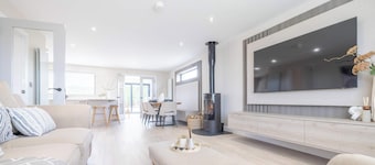 Luxury House in Templepatrick I Big Garden I Near Airport & Belfast