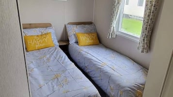 3 dormitorios, tabla de planchar con plancha, wifi gratis y ropa de cama