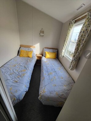 3 habitaciones, tabla de planchar con plancha y wifi gratis 