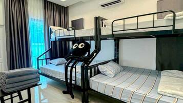 Family Three-bedroom pool Villa | Minibar, free WiFi, bed sheets