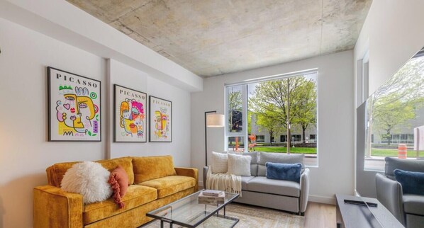 Interior - City Escape | Balcony + BBQ (Montreal)