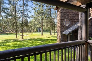 Unclassified image, 3 of 30, button - The Wild Wood is a fully renovated luxury retreat in Sunriver’s Wildflower community—just steps from the Village. Enjoy a private infrared sauna, golf course views, two king bedrooms, fireplaces, and elevated finishes in a cozy, modern cabin setting (Sunriver)