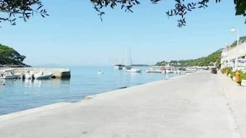 Departamento (Two Bedroom Apartment with Sea View a) | Vista desde la propiedad