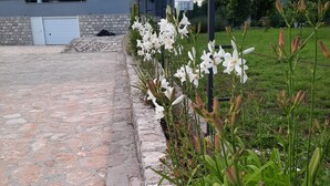Nhà (Three Bedroom Holiday Home with Priva) | Ngoại thất