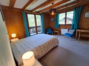 6 bedrooms, iron/ironing board, Internet, bed sheets - Our family chalet in the heart of the Alps (Chamonix-Mont-Blanc)