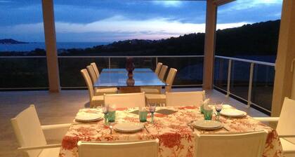 Luxueuse Chambre vue mer au calme dans domaine privé