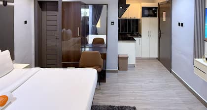 Citiscape Apartment