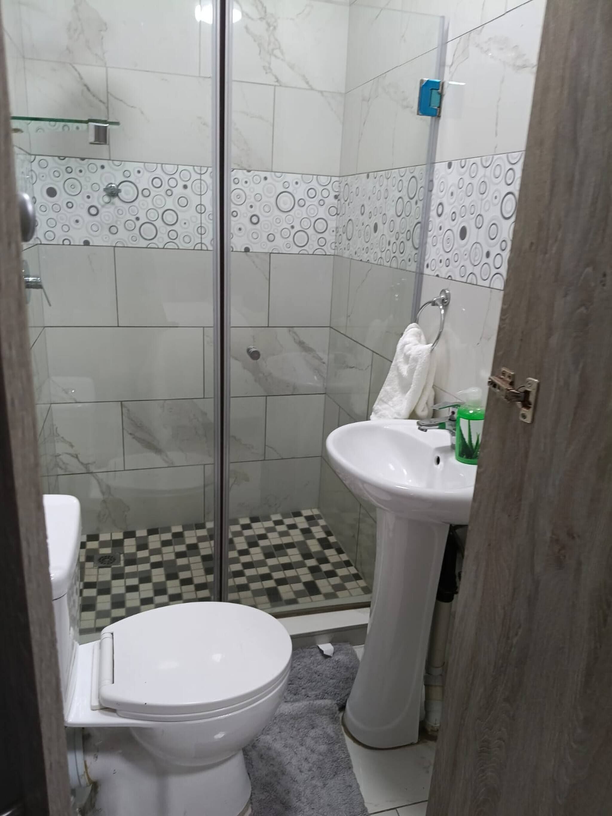 Apartment, 2 Bedrooms, Patio | Bathroom