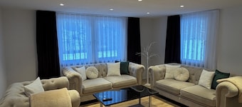 Newly renovated vacation apartment with views of the Alps