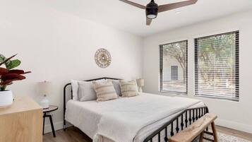 House (1 Bedroom) | Interior