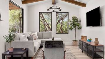 House (1 Bedroom) | Interior