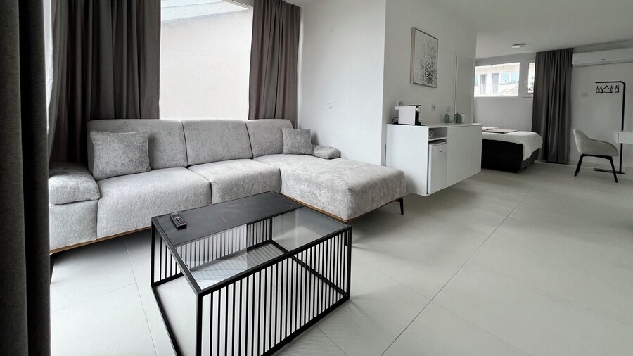 CHATEL - Boutique Suites
