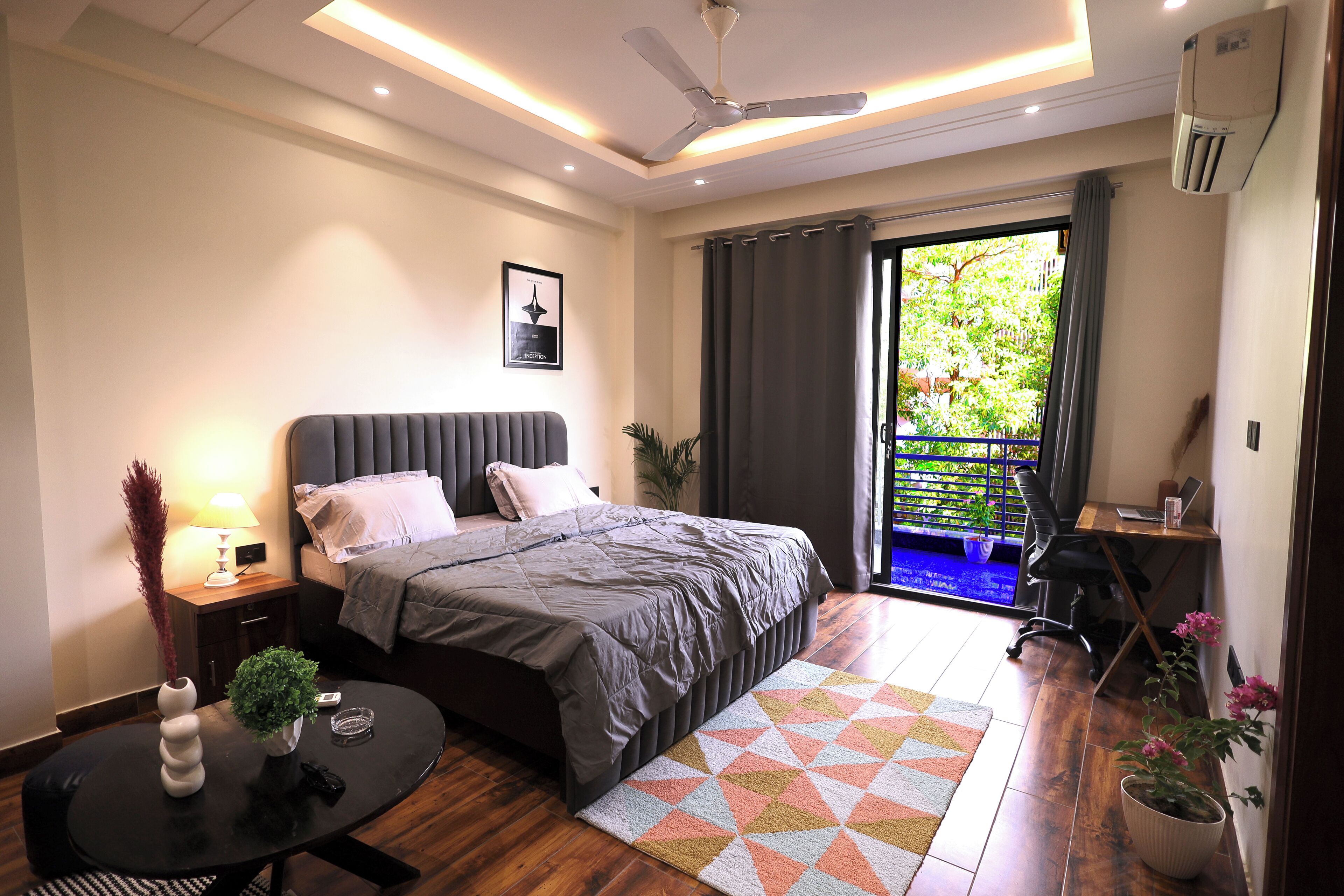 Luxury Double Room, Balcony, City View | Laptop workspace, iron/ironing board, free WiFi