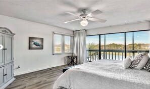 3 bedrooms, iron/ironing board, free WiFi, bed sheets - Seascape 3 BD/3 BA condo- 2 mins to the beautiful white sand beach! Sleeps 7 (Miramar Beach)