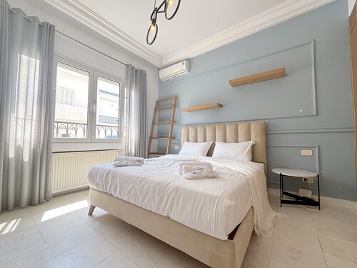 NEW 2BR Heart La Marsa Steps to the Sea