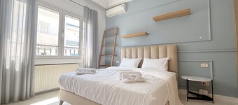 NEW 2BR Heart La Marsa Steps to the Sea