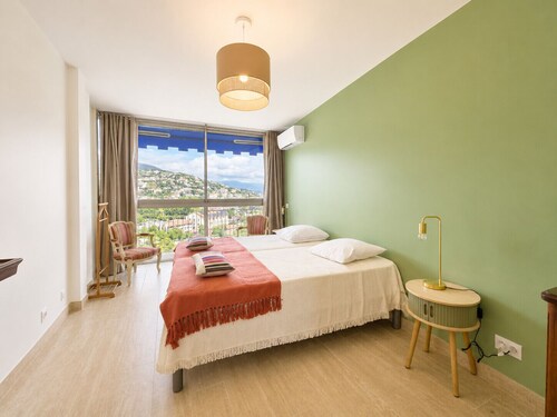 Appt 8 pers vue mer & piscine - 10 minutes de Cannes