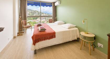 Appt 8 pers vue mer & piscine - 10 minutes de Cannes