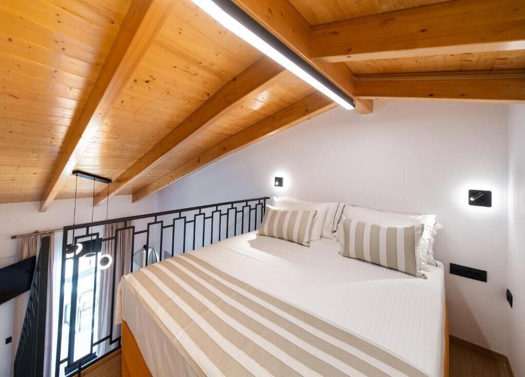 Suite - 1 queensize-seng med sovesofa - balkon - udsigt til pool | Lydisolering, strygejern/strygebræt, gratis Wi-Fi