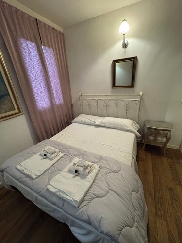 Comfortable facility in the historic center of Venice, easily accessible