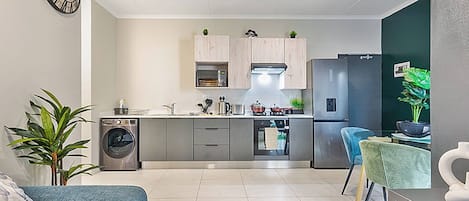 Apartment, 1 Bedroom, Accessible, Balcony | Interior