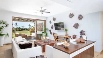Condo Deluxe, 3 habitaciones, alberca privada, vista al campo de golf | Interior