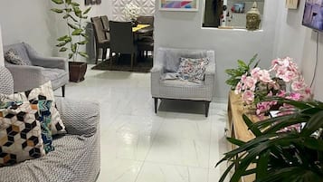 基本木屋 | 起居區