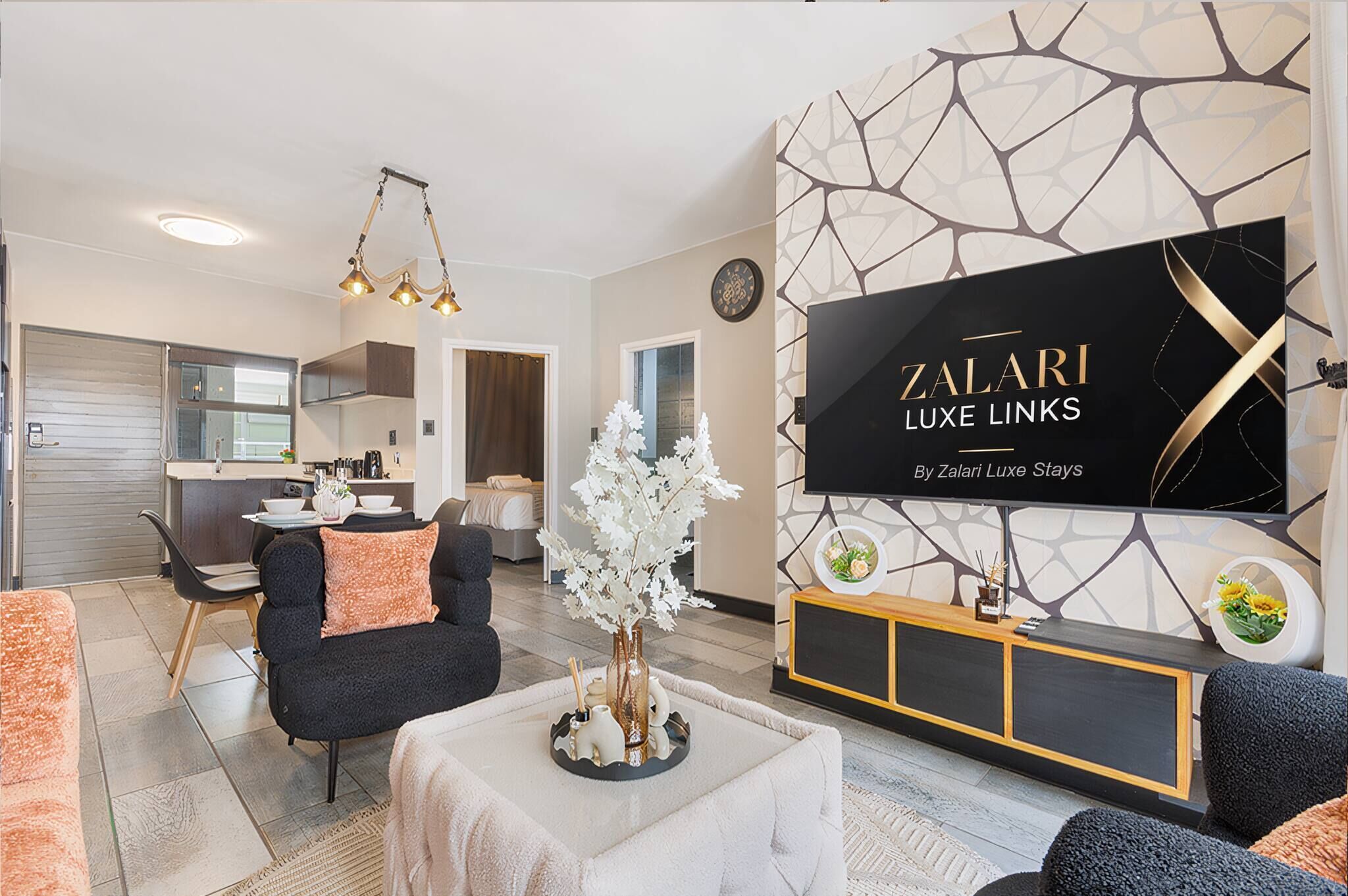 Apartment, 2 Bedrooms, Accessible, Smoking | Living area