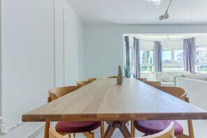 Dining - Magical Villa ,between old town; Split - Trogir , with heated pool and jacuzzi. (Kaštel Štafilić)