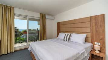 Apartemen Comfort, balkon, pemandangan danau terbatas | Wi-Fi gratis