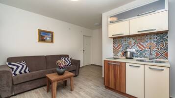 Comfort-Apartment, Balkon, eingeschrÀnkter Seeblick | Innenbereich