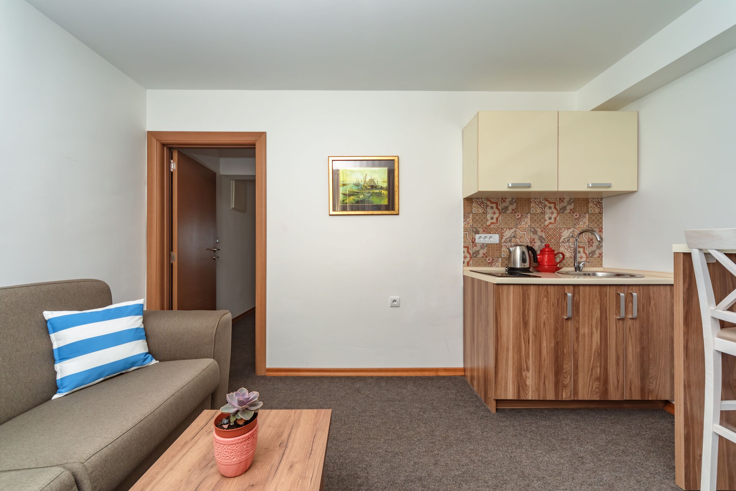 Appartement Confort, balcon, vue partielle sur le lac | Coin séjour