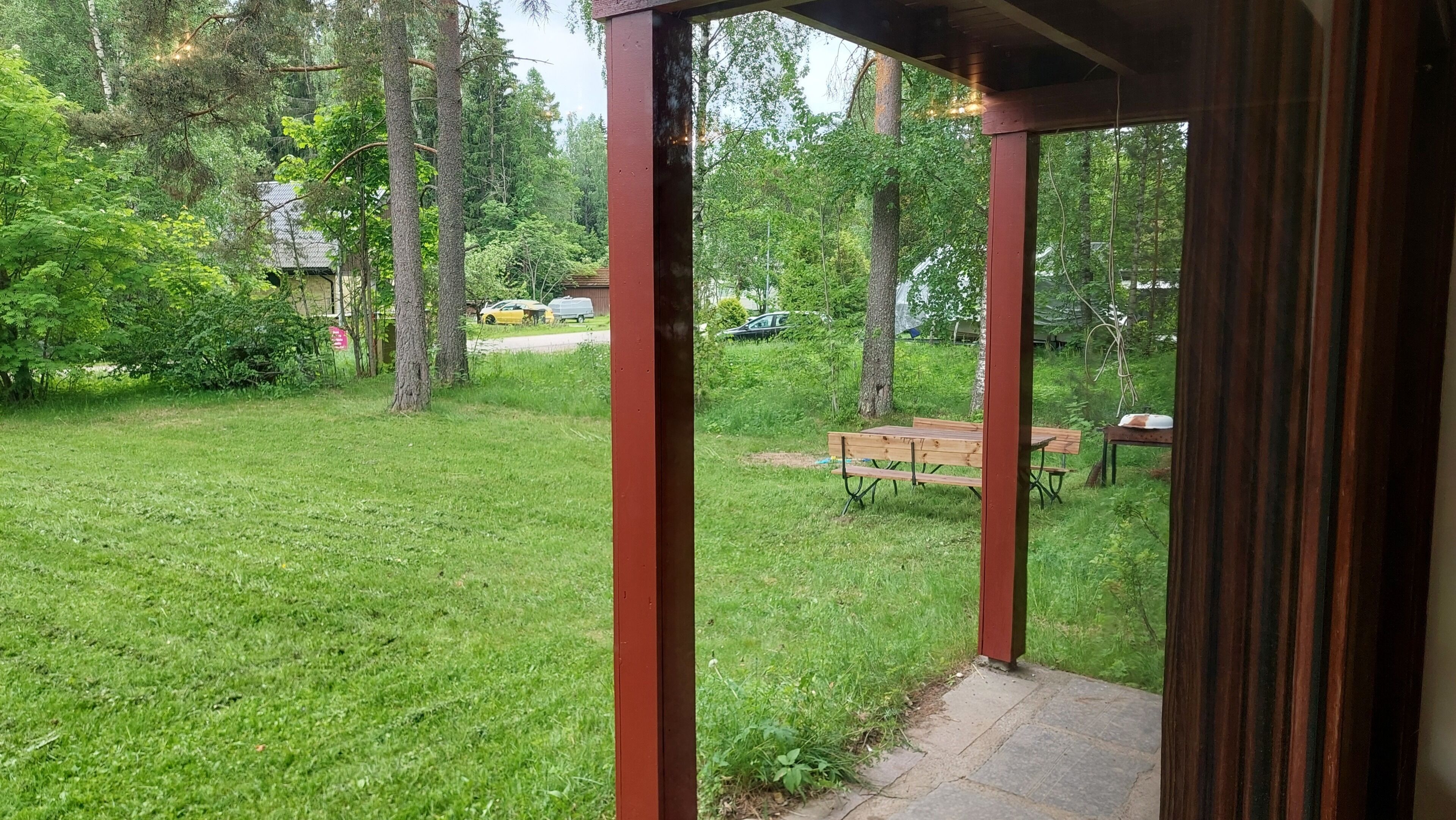 Casa, balcón, vista al patio | Restaurante al aire libre