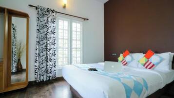 3 chambres, fer et planche Ă repasser, Wi-Fi, draps fournis